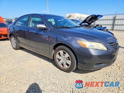 Czwarte zdjęcie samochodu z boku: 2008 TOYOTA CAMRY LE VIN:4T1BE46K08U752002 - miniatura