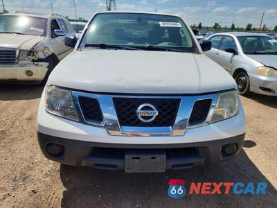 Piąte zdjęcie samochodu w środku: 2015 NISSAN FRONTIER S VIN:1N6BD0CT7FN745968 - miniatura