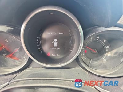 Zdjęcie 9 z 12 samochodu: 2018 FIAT 500X POP VIN:ZFBCFXAB2JP719993 - miniatura
