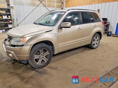 2008 SUZUKI GRAND VITARA LUXURY JS3TE947384101159 - główne zdjęcie licytacji z USA - miniatura