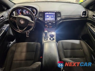 Zdjęcie 8 z 13 samochodu: 2019 JEEP GRAND CHEROKEE LAREDO VIN:1C4RJFAGXKC612565 - miniatura