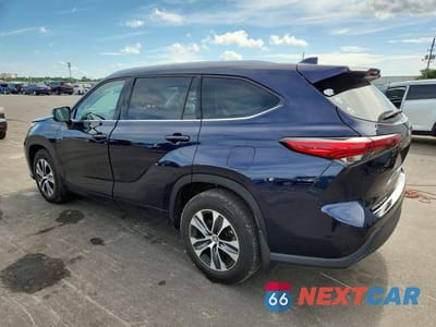 Drugie zdjęcie samochodu z przodu: 2020 TOYOTA HIGHLANDER XLE VIN:5TDHZRBH1LS028407 - miniatura
