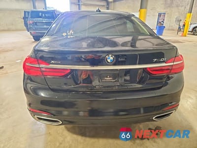 Zdjęcie 6 z 12 samochodu: 2016 BMW 750 XI VIN:WBA7F2C51GG418551 - miniatura