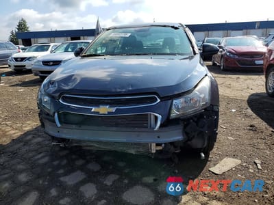 Piąte zdjęcie samochodu w środku: 2015 CHEVROLET CRUZE LT VIN:1G1PC5SB8F7120056 - miniatura