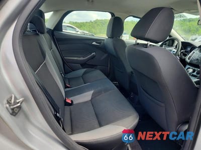 Zdjęcie 10 z 12 samochodu: 2014 FORD FOCUS SE VIN:1FADP3F26EL173346 - miniatura