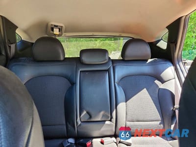 Zdjęcie 10 z 13 samochodu: 2011 HYUNDAI TUCSON GLS VIN:KM8JU3AC2BU134714 - miniatura