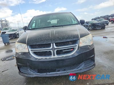 Piąte zdjęcie samochodu w środku: 2015 DODGE GRAND CARAVAN SE VIN:2C4RDGBG7FR653955 - miniatura