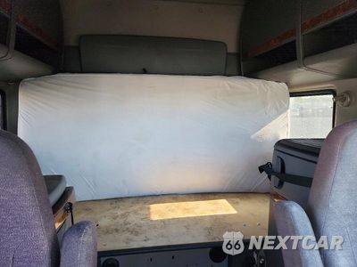 Zdjęcie 6 z 10 samochodu: 2018 INTERNATIONAL LT625 - SEMI TRUCK VIN:3HSDZTZR5JN048121 - miniatura