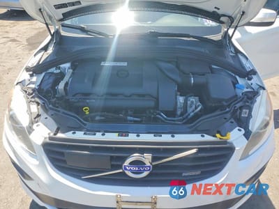 Zdjęcie 11 z 12 samochodu: 2015 VOLVO XC60 T6 R-DESIGN PLATINUM VIN:YV4902RS4F2726901 - miniatura