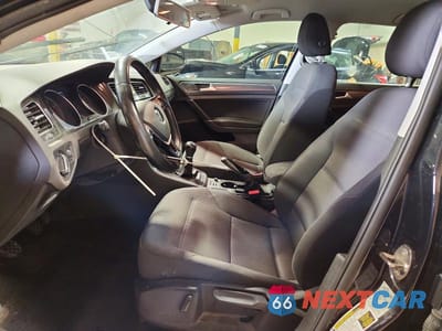 Zdjęcie 7 z 12 samochodu: 2018 VOLKSWAGEN GOLF SPORTWAGEN S VIN:3VW217AU7JM754881 - miniatura