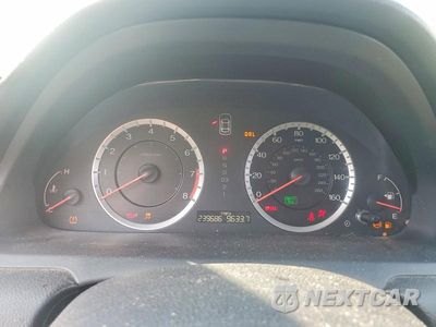 Zdjęcie 9 z 12 samochodu: 2011 HONDA ACCORD SE VIN:1HGCP2F68BA123981 - miniatura