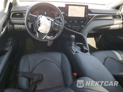 Zdjęcie 8 z 12 samochodu: 2022 TOYOTA CAMRY XSE VIN:4T1K61AK5NU031575 - miniatura