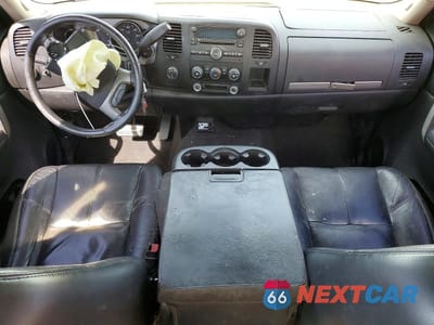 Zdjęcie 8 z 12 samochodu: 2008 CHEVROLET SILVERADO K1500 VIN:2GCEK19J481105920 - miniatura