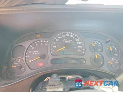 Zdjęcie 9 z 12 samochodu: 2004 CHEVROLET SILVERADO C2500 HEAVY DUTY VIN:1GBHC24UX4E175162 - miniatura