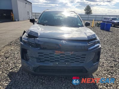 Piąte zdjęcie samochodu w środku: 2026 TOYOTA RAV4 XLE PREMIUM VIN:2T36CRAVXTC013582 - miniatura