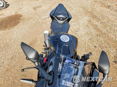 Piąte zdjęcie samochodu w środku: 2026 YAMAHA YFZ320 A VIN:MH3RH25E0TK006794 - miniatura