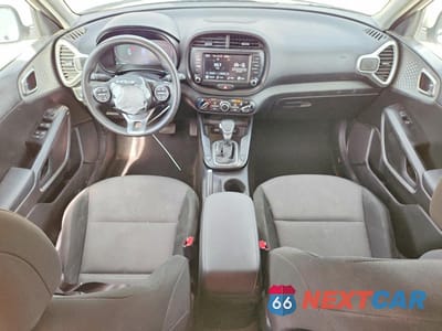 Zdjęcie 8 z 12 samochodu: 2023 KIA SOUL LX VIN:KNDJ23AU7P7863414 - miniatura