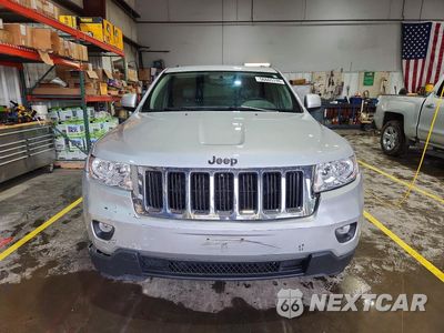 Piąte zdjęcie samochodu w środku: 2013 JEEP GRAND CHEROKEE LAREDO VIN:1C4RJFAG1DC604261 - miniatura