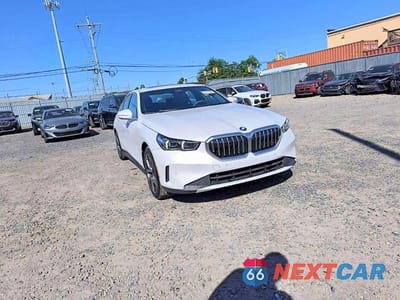 Trzecie zdjęcie samochodu z tyłu: 2026 BMW 530 XI VIN:WBA53FJ01TCW71868 - miniatura