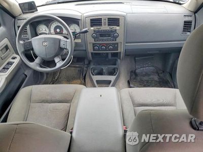 Zdjęcie 8 z 12 samochodu: 2006 DODGE DAKOTA QUAD SLT VIN:1D7HE48K46S687200 - miniatura
