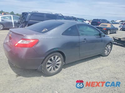 Trzecie zdjęcie samochodu z tyłu: 2009 HONDA CIVIC EXL VIN:2HGFG12939H510246 - miniatura