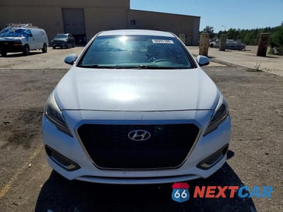 Piąte zdjęcie samochodu w środku: 2017 HYUNDAI SONATA HYBRID SE VIN:KMHE24L15HA059137 - miniatura