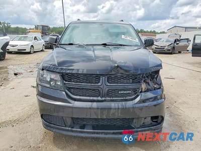 Piąte zdjęcie samochodu w środku: 2018 DODGE JOURNEY SE VIN:3C4PDCAB6JT474544 - miniatura