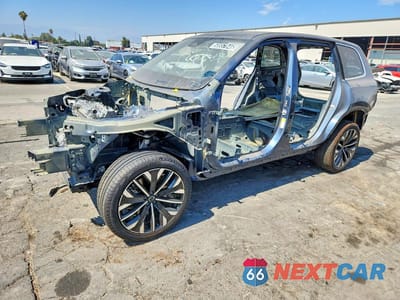 2026 VOLVO XC90 PLUS YV4H60PE9T1433816 - główne zdjęcie licytacji z USA - miniatura