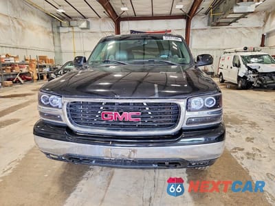 Piąte zdjęcie samochodu w środku: 2006 GMC YUKON VIN:1GKEK13T86R114039 - miniatura