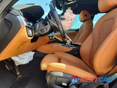 Zdjęcie 7 z 12 samochodu: 2022 BMW 530XE VIN:WBA33AG08NCK77093 - miniatura