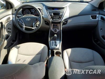 Zdjęcie 8 z 12 samochodu: 2013 HYUNDAI ELANTRA GLS VIN:5NPDH4AE4DH371182 - miniatura