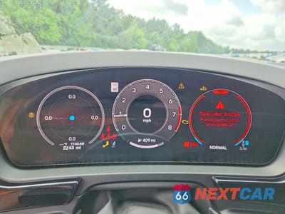 Zdjęcie 9 z 14 samochodu: 2025 PORSCHE CAYENNE VIN:WP1AA2AY7SDA07040 - miniatura