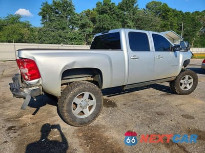 Trzecie zdjęcie samochodu z tyłu: 2013 CHEVROLET SILVERADO K2500 HEAVY DUTY LTZ VIN:1GC1KYE87DF183444 - miniatura