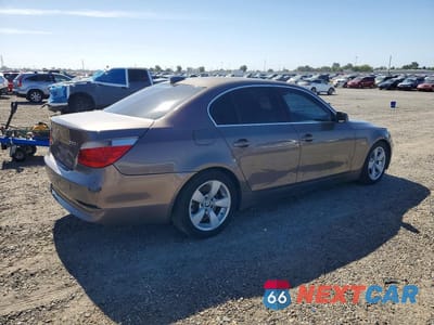 Trzecie zdjęcie samochodu z tyłu: 2004 BMW 530 I VIN:WBANA73514B060749 - miniatura