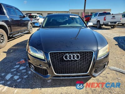 Piąte zdjęcie samochodu w środku: 2012 AUDI S5 PREMIUM PLUS VIN:WAUCVAFR6CA003328 - miniatura