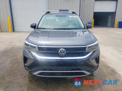 Piąte zdjęcie samochodu w środku: 2023 VOLKSWAGEN TAOS S VIN:3VVCX7B29PM378987 - miniatura