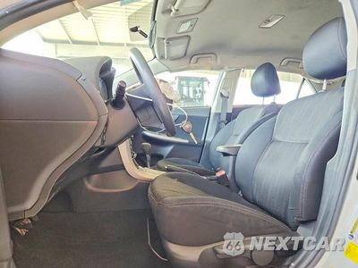 Zdjęcie 7 z 12 samochodu: 2013 TOYOTA COROLLA S VIN:5YFBU4EE4DP209925 - miniatura