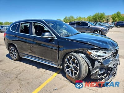 Czwarte zdjęcie samochodu z boku: 2020 BMW X1 XDRIVE28I VIN:WBXJG9C09L5P92482 - miniatura