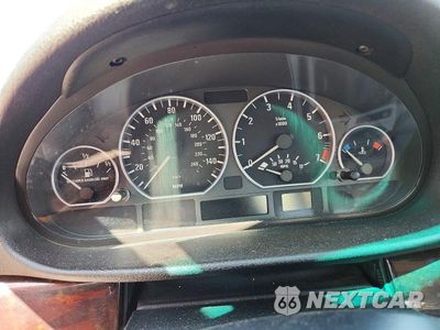 Zdjęcie 9 z 12 samochodu: 2004 BMW 330 I VIN:WBAEV53414KM37337 - miniatura