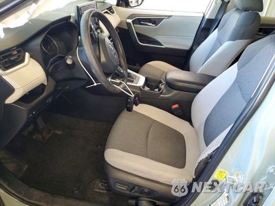 Zdjęcie 7 z 13 samochodu: 2020 TOYOTA RAV4 XLE VIN:2T3P1RFVXLW118558 - miniatura