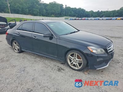 Czwarte zdjęcie samochodu z boku: 2014 MERCEDES-BENZ E 350 4MATIC VIN:WDDHF8JB8EA807485 - miniatura
