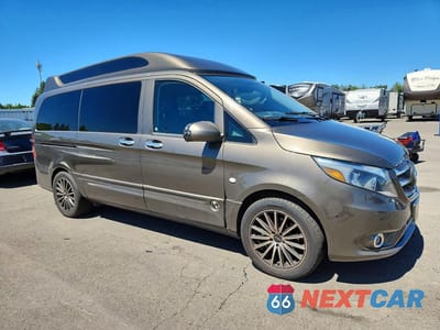 Czwarte zdjęcie samochodu z boku: 2016 MERCEDES-BENZ METRIS VIN:WD4PG2EE0G3150019 - miniatura