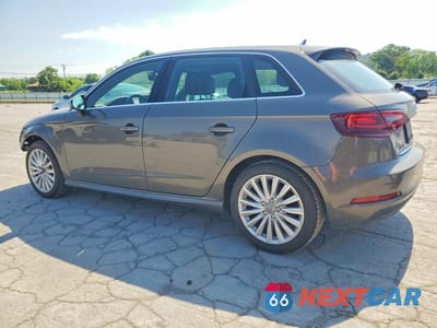 Drugie zdjęcie samochodu z przodu: 2016 AUDI A3 E-TRON PREMIUM PLUS VIN:WAUTPBFF5GA092451 - miniatura
