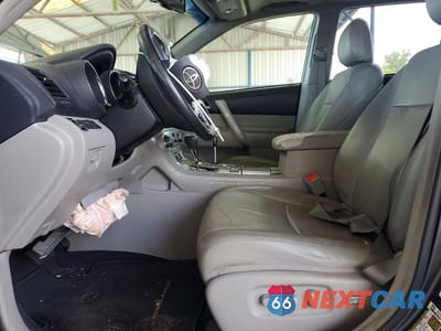 Zdjęcie 7 z 12 samochodu: 2013 TOYOTA HIGHLANDER SE VIN:5TDZK3EH4DS129279 - miniatura