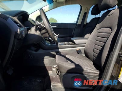Zdjęcie 7 z 12 samochodu: 2017 FORD EDGE SE VIN:2FMPK4G92HBB46989 - miniatura