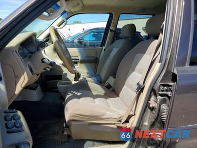 Zdjęcie 7 z 12 samochodu: 2005 FORD EXPLORER SPORT TRAC VIN:1FMZU67K15UB93390 - miniatura