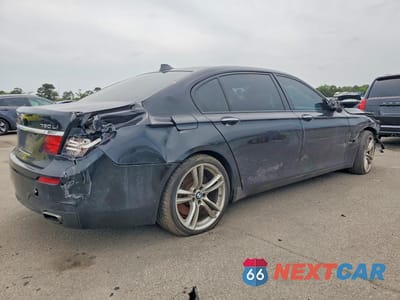 Trzecie zdjęcie samochodu z tyłu: 2013 BMW 750 LXI VIN:WBAYF8C5XDD140107 - miniatura