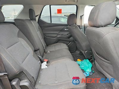 Zdjęcie 11 z 13 samochodu: 2018 CHEVROLET TRAVERSE LS VIN:1GNERFKW9JJ227576 - miniatura