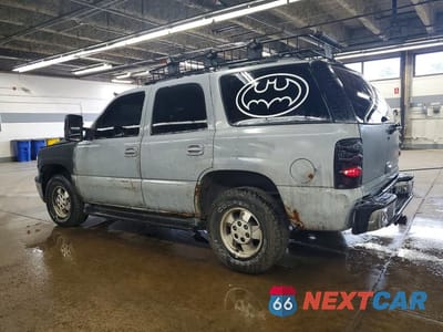 Drugie zdjęcie samochodu z przodu: 2001 CHEVROLET TAHOE K1500 VIN:1GNEK13T51J261218 - miniatura