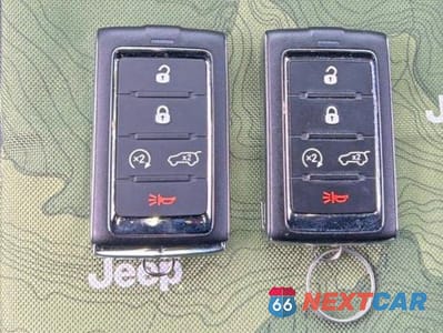 Zdjęcie 11 z 13 samochodu: 2022 JEEP GRAND CHEROKEE TRAILHAWK 4XE VIN:1C4RJYC62N8762046 - miniatura